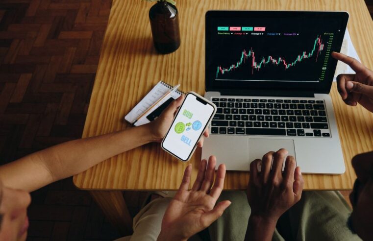 Consórcios ganham força como alternativa segura de investimento em cenário de juros altos