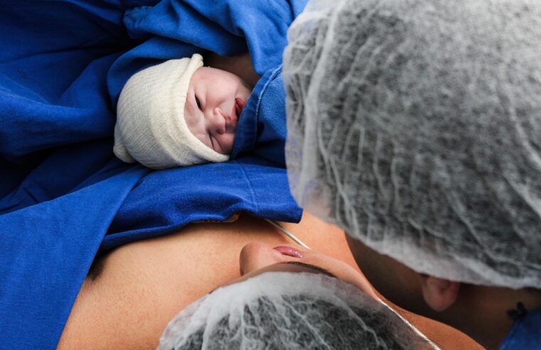 Curso de prevenção de acidentes com bebês e crianças objetiva reduzir mortes no Brasil