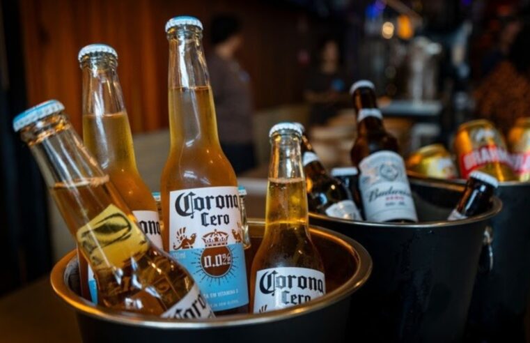 Entenda por que o consumo de cervejas sem  álcool e menos calóricas cresceu tanto no país