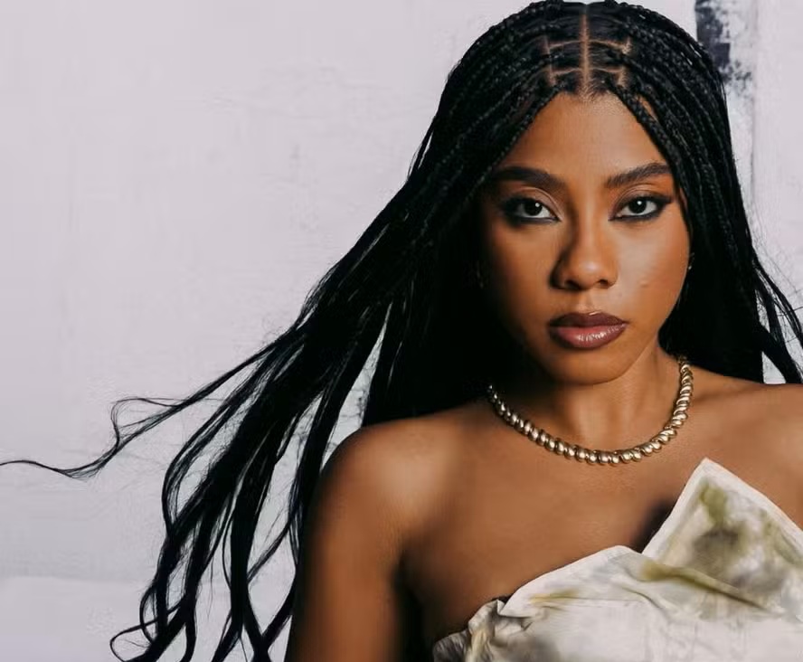 AJULLIACOSTA é a nova atração confirmada do Festival Timbre 2026 em parceria com o Sesc